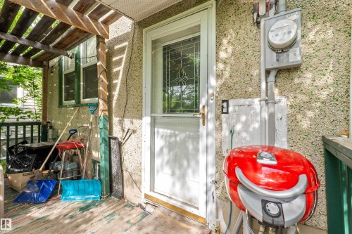 7516 106 Street, Edmonton, AB 
