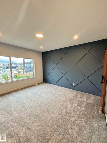 1061 Goldfinch Way, Edmonton, AB 