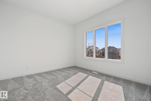 1061 Goldfinch Way, Edmonton, AB 