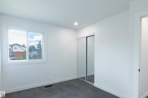 33 15710 Beaumaris Road, Edmonton, AB 