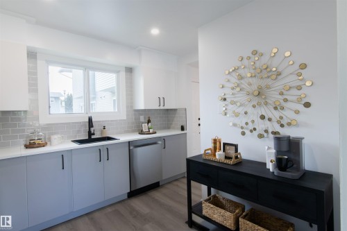 33 15710 Beaumaris Road, Edmonton, AB 