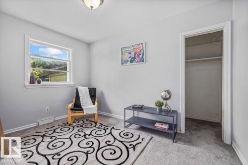 11227 52 Street, Edmonton, AB 
