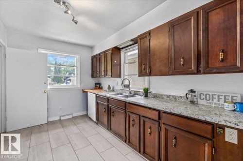 11227 52 Street, Edmonton, AB 
