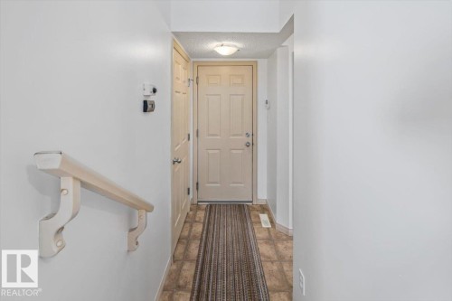 Garage Door Entrance - 8509 7 Avenue, Edmonton, AB 
