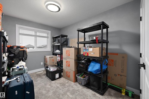 6084 179 Avenue, Edmonton, AB 