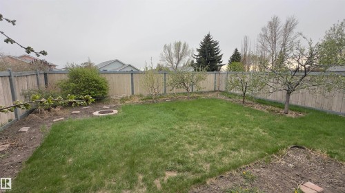 4811 152 Avenue, Edmonton, AB - Outdoor With Backyard