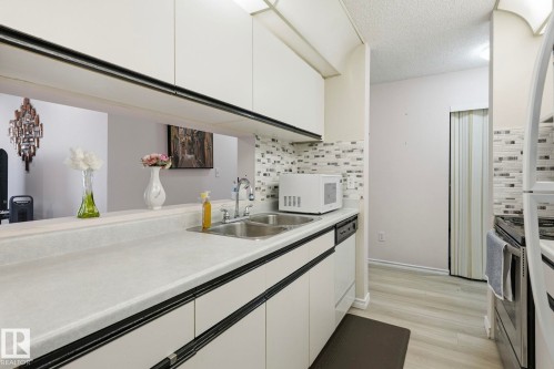 214 2508 50 Street, Edmonton, AB 