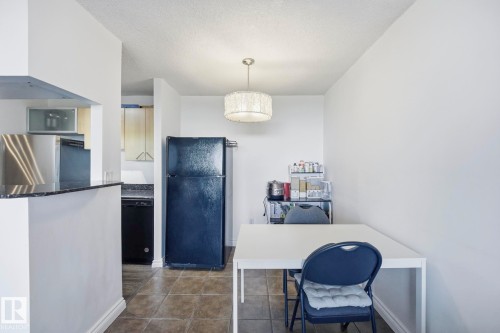 612 13910 Stony Plain Road, Edmonton, AB 