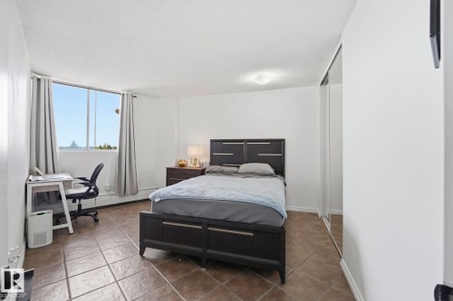 612 13910 Stony Plain Road, Edmonton, AB 