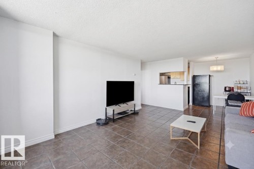 612 13910 Stony Plain Road, Edmonton, AB 