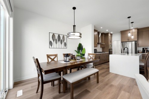 3569 Erlanger Link, Edmonton, AB 