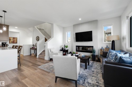 3569 Erlanger Link, Edmonton, AB 