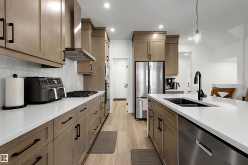 3569 Erlanger Link, Edmonton, AB 