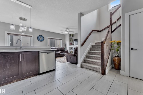 6529 172 Avenue, Edmonton, AB 