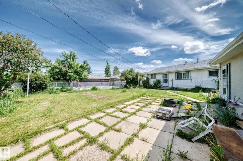 12816 77 Street, Edmonton, AB 