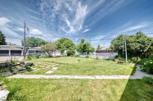 12816 77 Street, Edmonton, AB 
