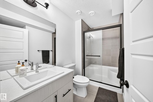 62 Juneau Way, St. Albert, AB 