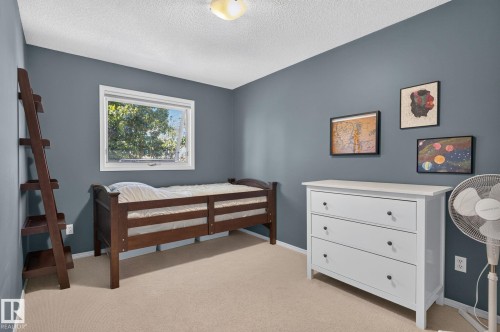 5939 157 Avenue, Edmonton, AB 