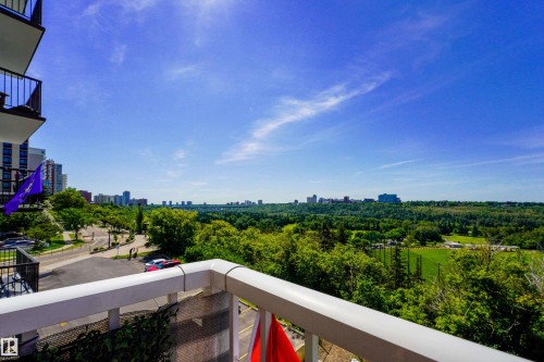 305 12121 Jasper Avenue, Edmonton, AB 