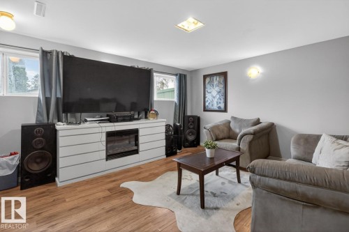 3437 136A Avenue, Edmonton, AB 