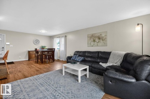 3437 136A Avenue, Edmonton, AB 