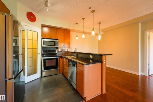 402 9750 94 Street, Edmonton, AB 