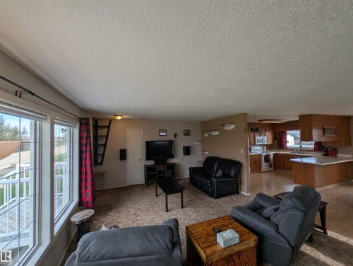 4844 47 Avenue, Chipman, AB 