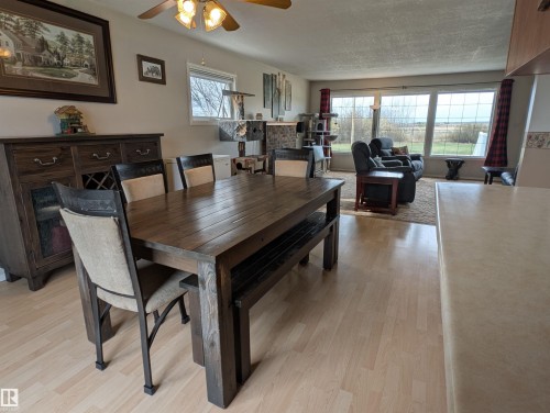 4844 47 Avenue, Chipman, AB 