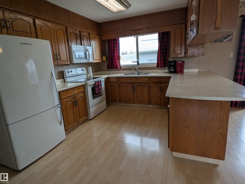 4844 47 Avenue, Chipman, AB 