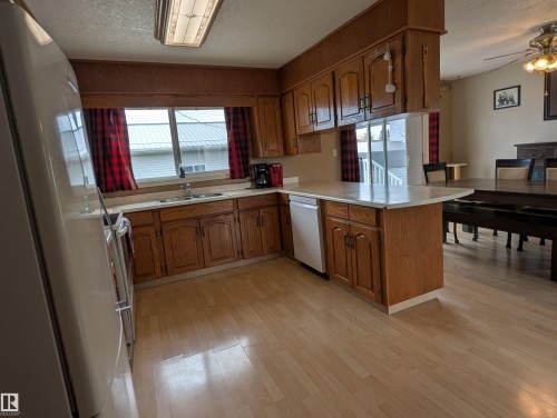 4844 47 Avenue, Chipman, AB 