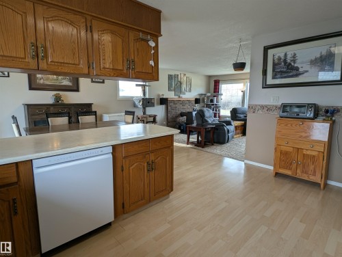 4844 47 Avenue, Chipman, AB 