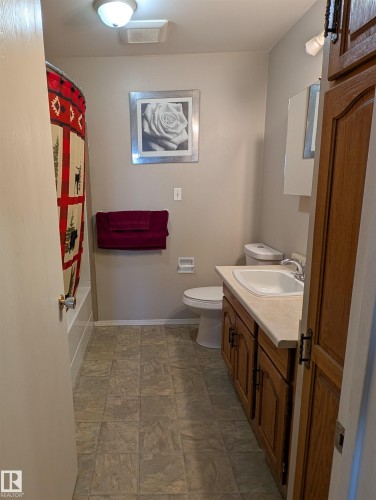 4844 47 Avenue, Chipman, AB 