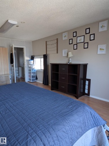 4844 47 Avenue, Chipman, AB 