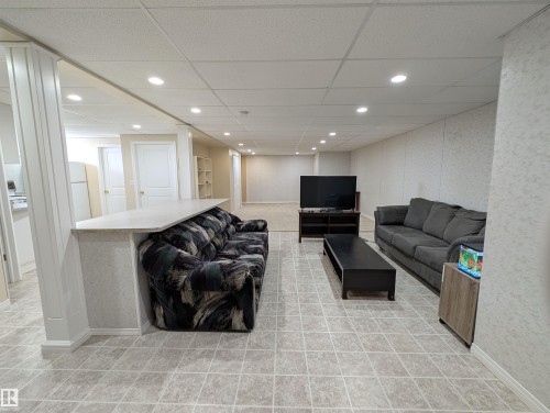 4844 47 Avenue, Chipman, AB 