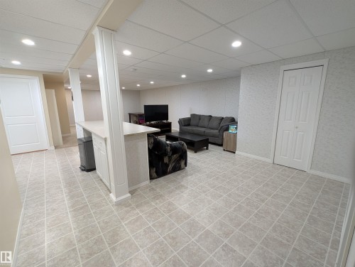 4844 47 Avenue, Chipman, AB 