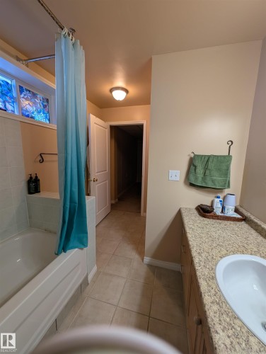 4844 47 Avenue, Chipman, AB 