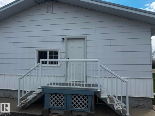 4844 47 Avenue, Chipman, AB 