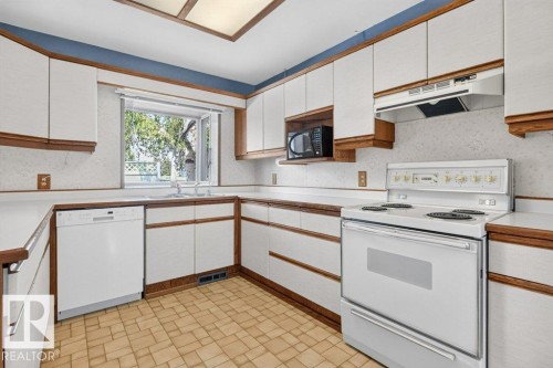 13008 135 Street, Edmonton, AB 