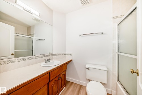 14063 128 Street, Edmonton, AB - Indoor Photo Showing Bathroom