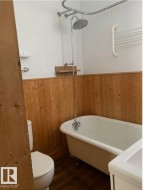 Main Bathroom Ensuite - 