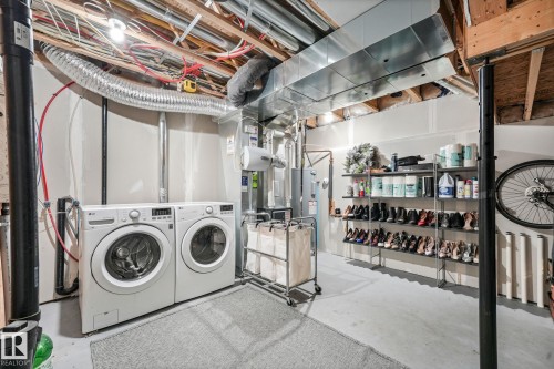 #109 2905 141 St Sw, Edmonton, AB - Indoor Photo Showing Laundry Room