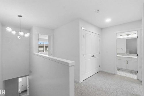 1086 Mcleod Avenue, Spruce Grove, AB - Indoor Photo Showing Other Room