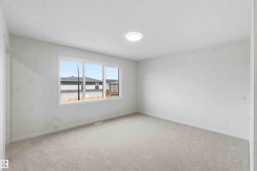 1086 Mcleod Avenue, Spruce Grove, AB - Indoor Photo Showing Other Room