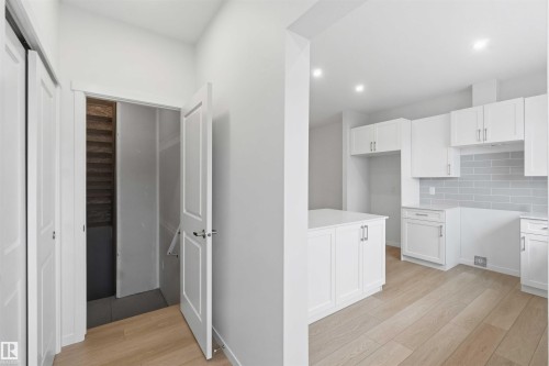 1086 Mcleod Avenue, Spruce Grove, AB - Indoor