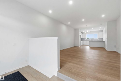 1086 Mcleod Avenue, Spruce Grove, AB - Indoor Photo Showing Other Room