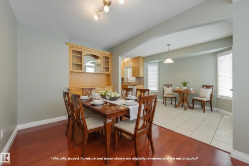 9916 178 Avenue, Edmonton, AB - Indoor Photo Showing Dining Room