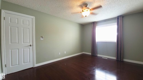 9916 178 Avenue, Edmonton, AB - Indoor Photo Showing Other Room
