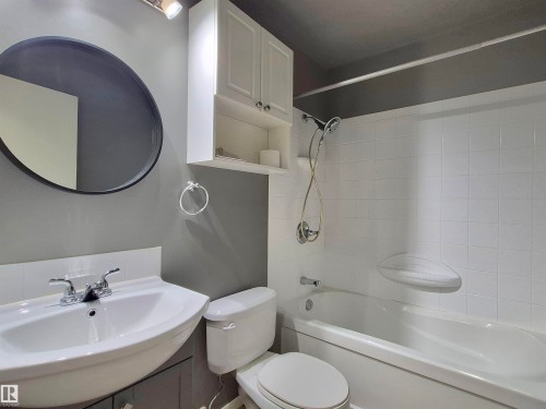 3729 54 Street, Wetaskiwin, AB - Indoor Photo Showing Bathroom