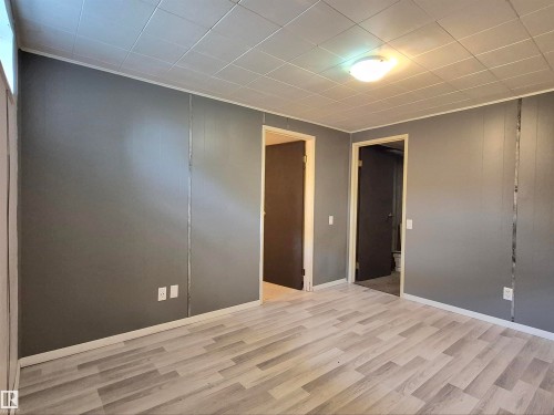 3729 54 Street, Wetaskiwin, AB - Indoor Photo Showing Other Room