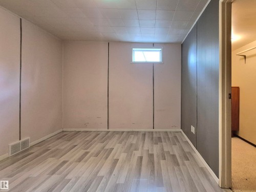 3729 54 Street, Wetaskiwin, AB - Indoor Photo Showing Other Room